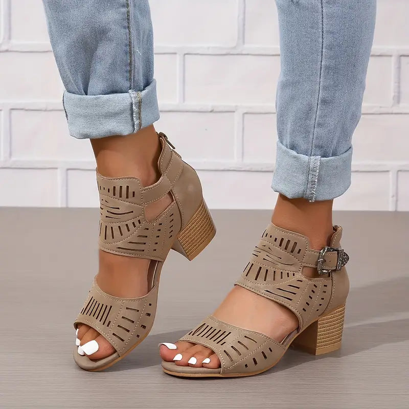 Livia | Sandalen mit Klobigen Absätzen und Verstellbaren Riemen für Damen