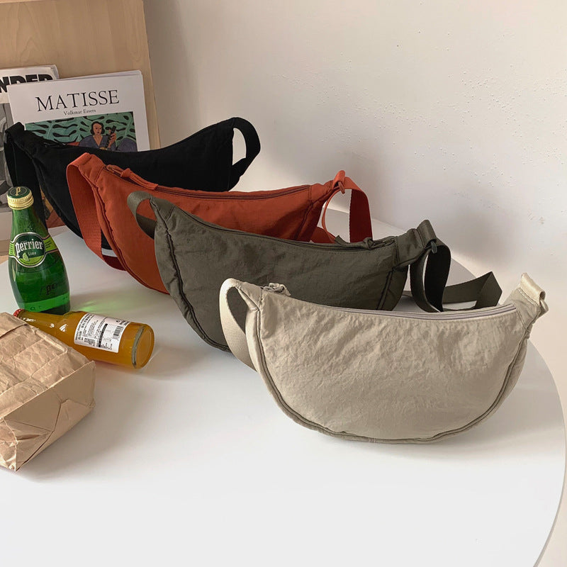 Luna | Halbmond-Tasche mit Elegantem Design und Viel Stauraum für Damen