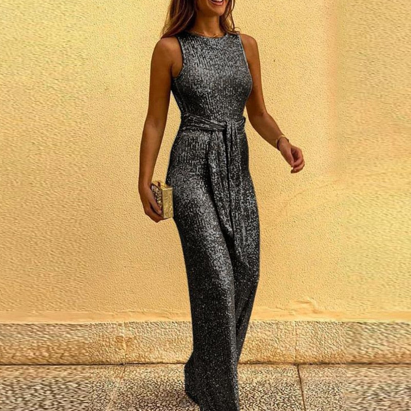 Aurelia | Glitzer Jumpsuit mit Eleganten Rückendekolleté und Vielseitigem Gürtel für Damen