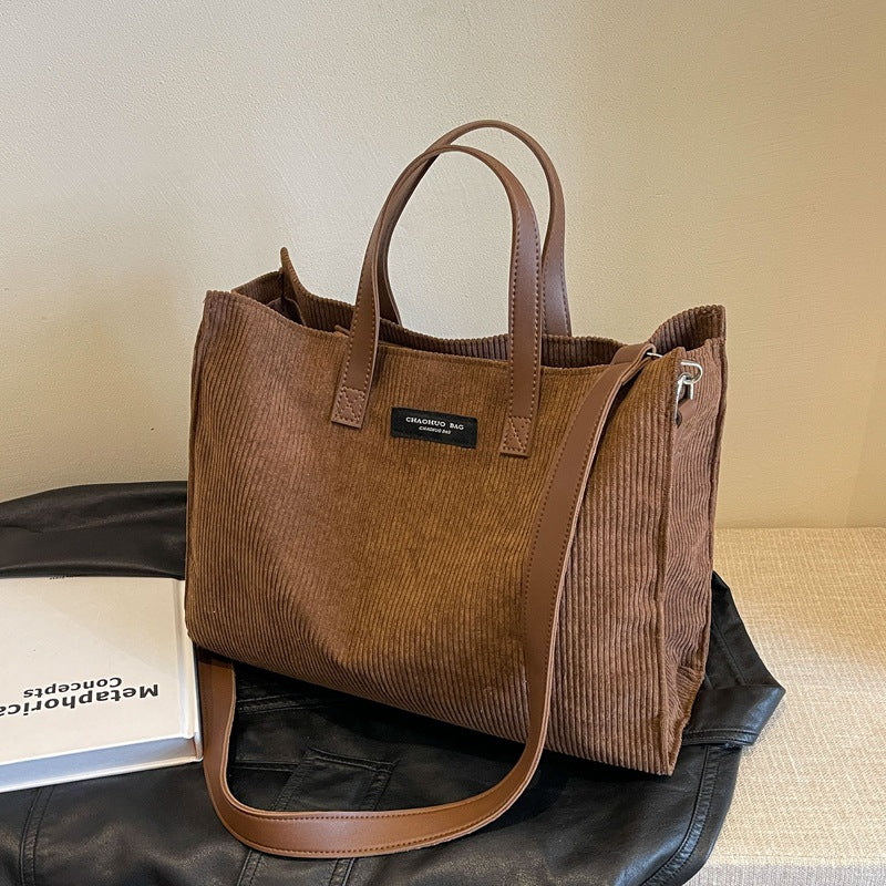 Vivienne | Samt Tasche mit Vielseitigen Tragevarianten und Hochwertigem Cordmaterial für einen Retro-Look