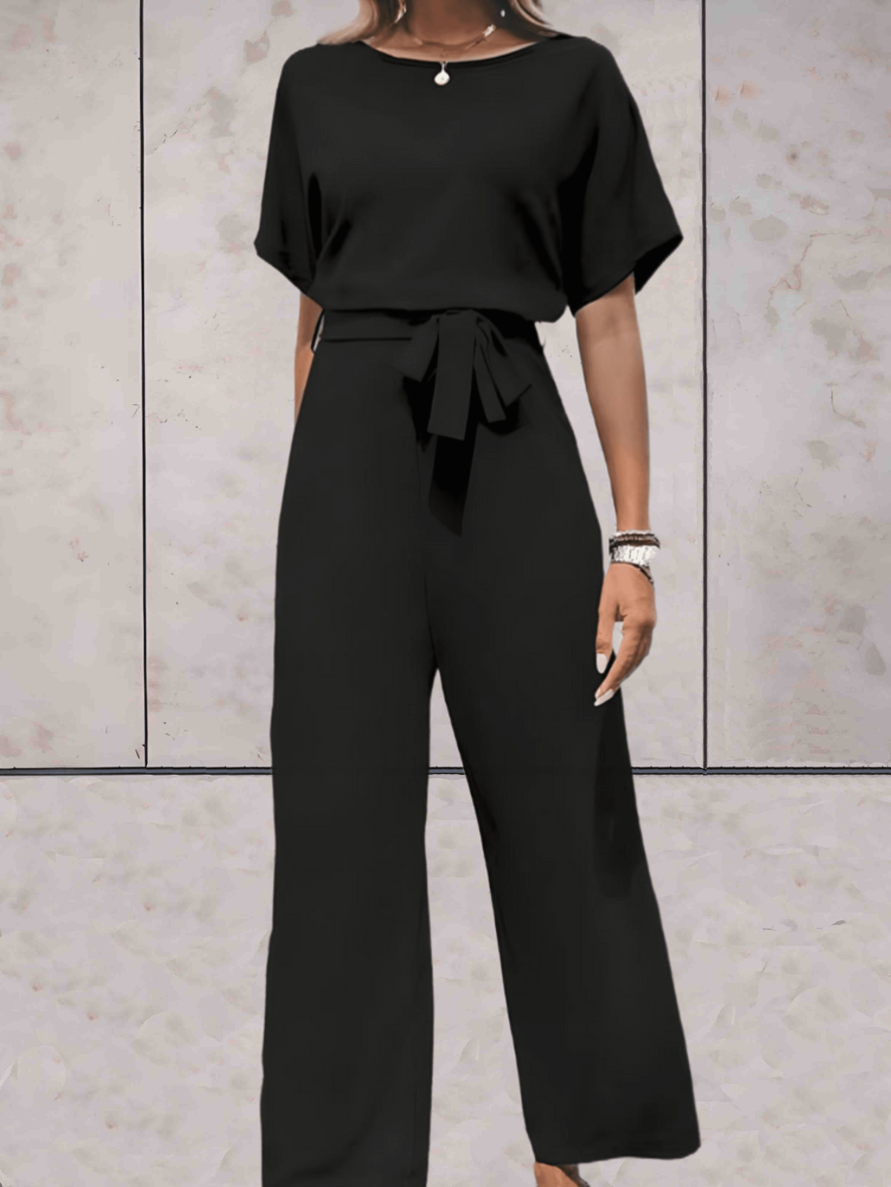 Celestia | Jumpsuit mit Stilvollem Gürtel und Kurzen Ärmeln für Frauen