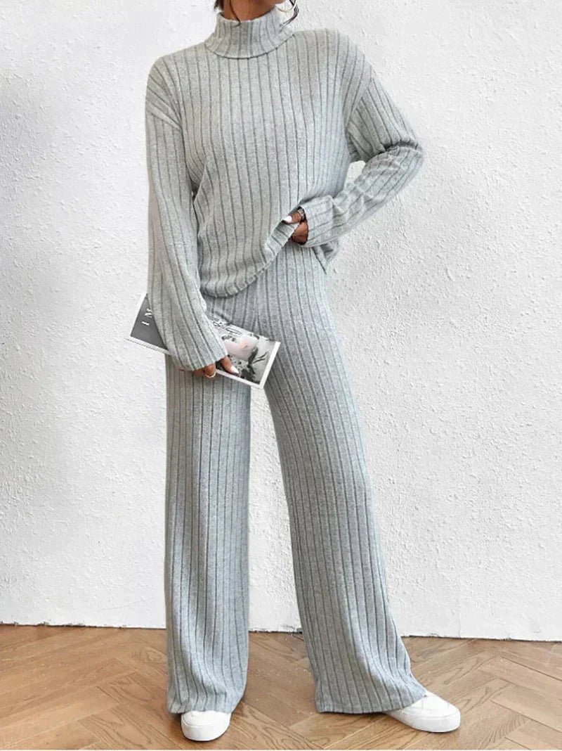 Livia | Strickhose und Rollkragenpullover mit Stil und Gemütlichkeit für Frauen