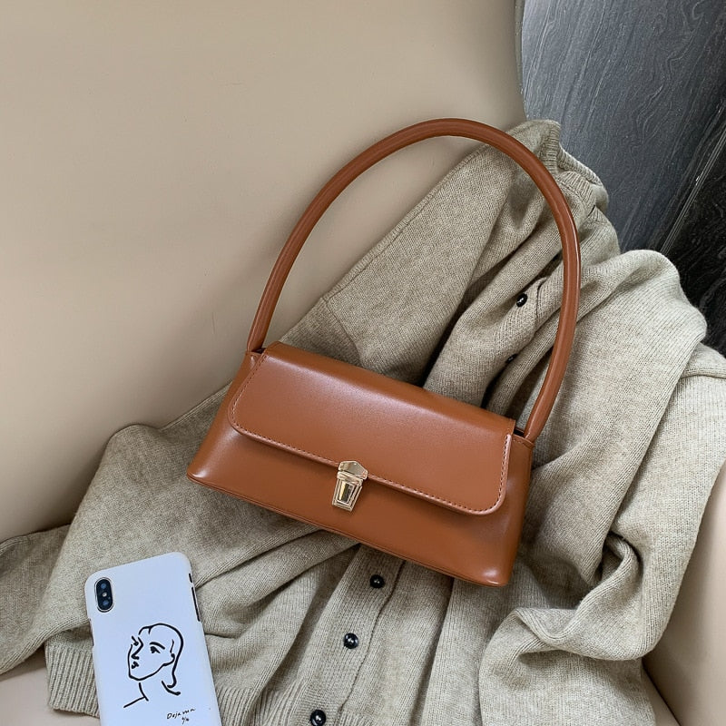 Lena | Schultertasche im Western-Stil mit modischem Flair für Damen