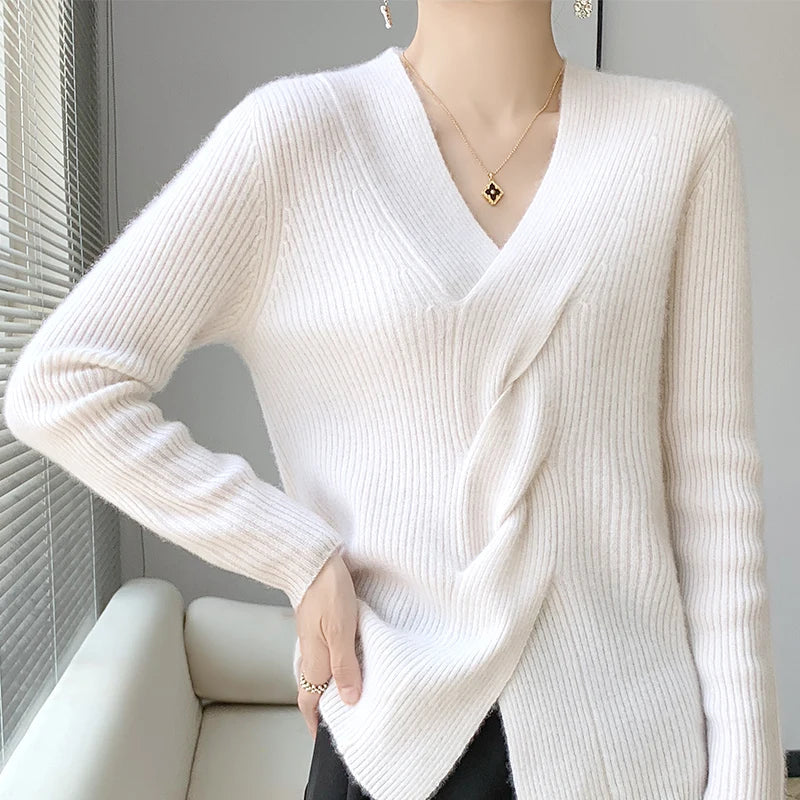 Celestia | Kaschmirpullover mit gedrehtem V-Ausschnitt und eleganter Note für Damen