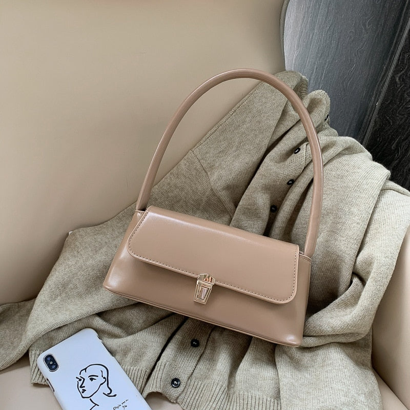 Lena | Schultertasche im Western-Stil mit modischem Flair für Damen