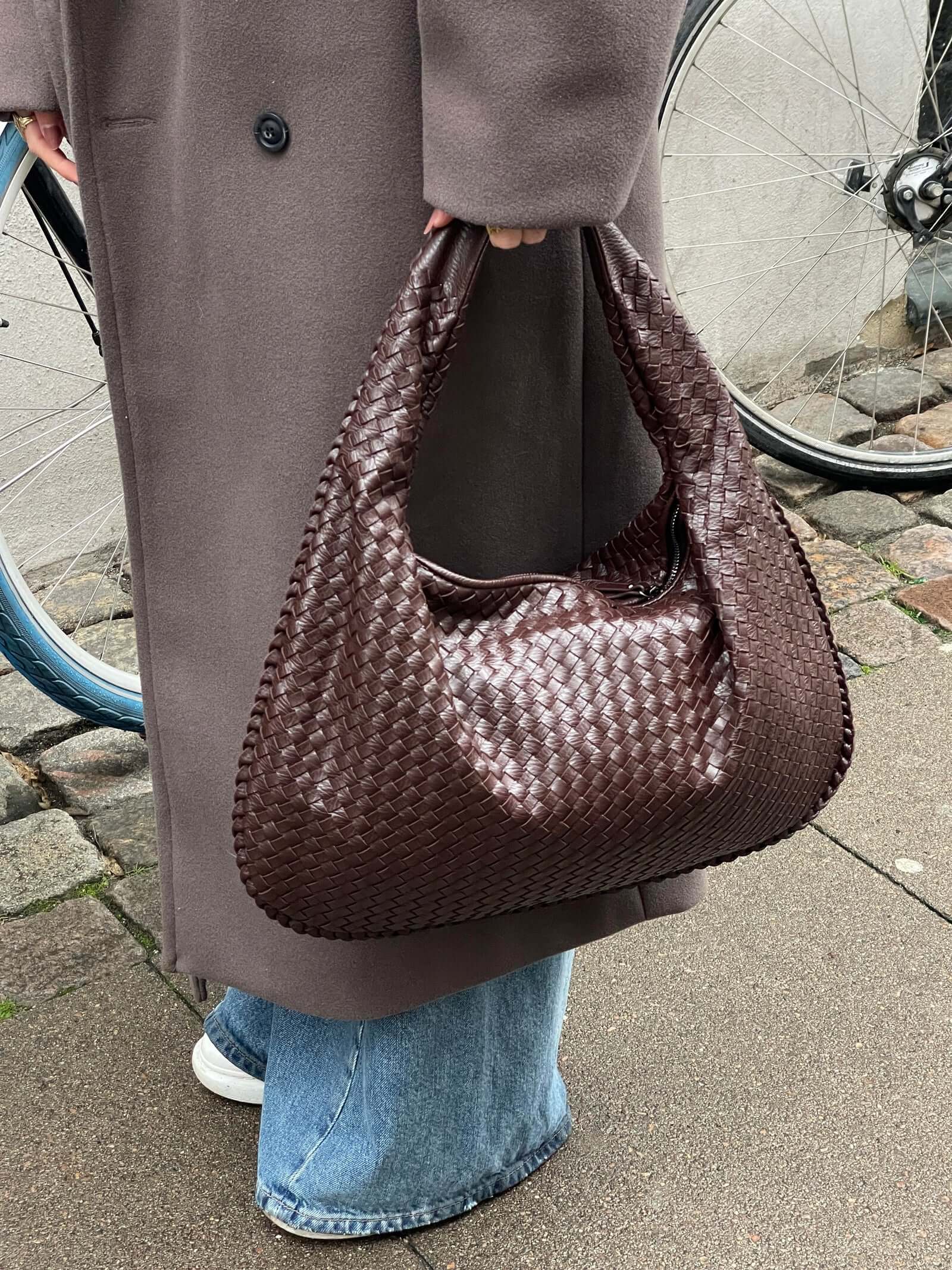 Livia | Vintage Umhängetasche mit Geflochtenem Design und Reißverschluss für Damen