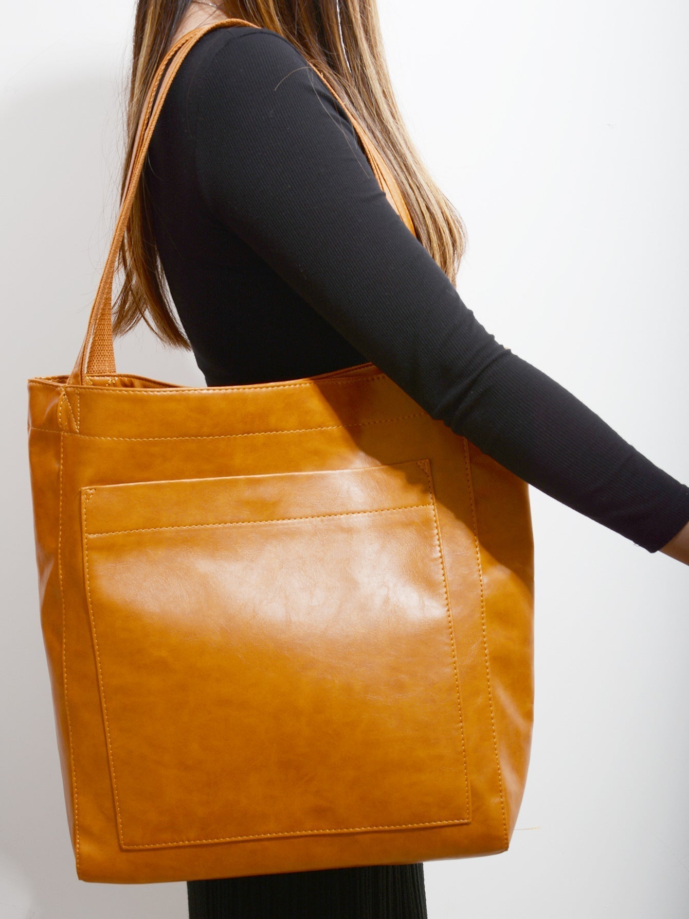 Livia | Schultertasche aus veganem Leder mit elegantem Design und großzügigem Stauraum für Damen