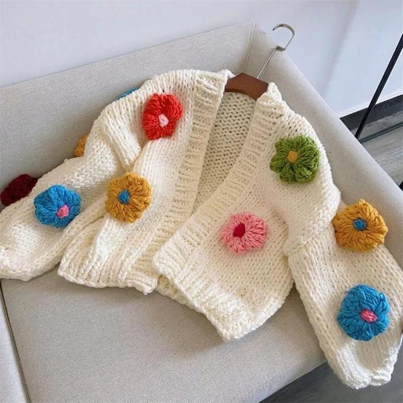 Harajuku Blüte | Strickpullover mit Floralem Muster und Bequemer Passform für Frauen