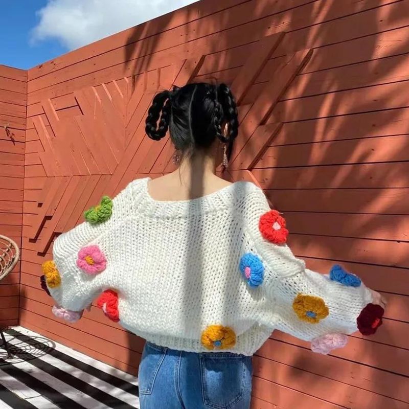 Harajuku Blüte | Strickpullover mit Floralem Muster und Bequemer Passform für Frauen