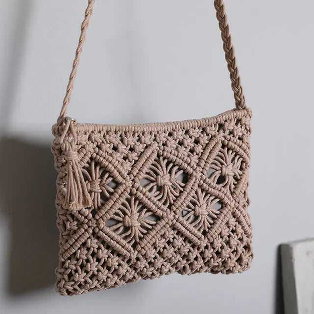 Sienna | Boho-Schultertasche mit Nachhaltigem Design und Quastenakzenten für Damen