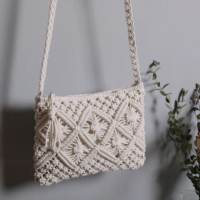 Sienna | Boho-Schultertasche mit Nachhaltigem Design und Quastenakzenten für Damen