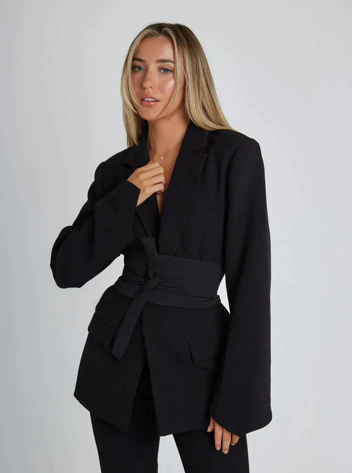 Livia | Blazer mit Taillierter Silhouette und Leichtem Stoff für Damen