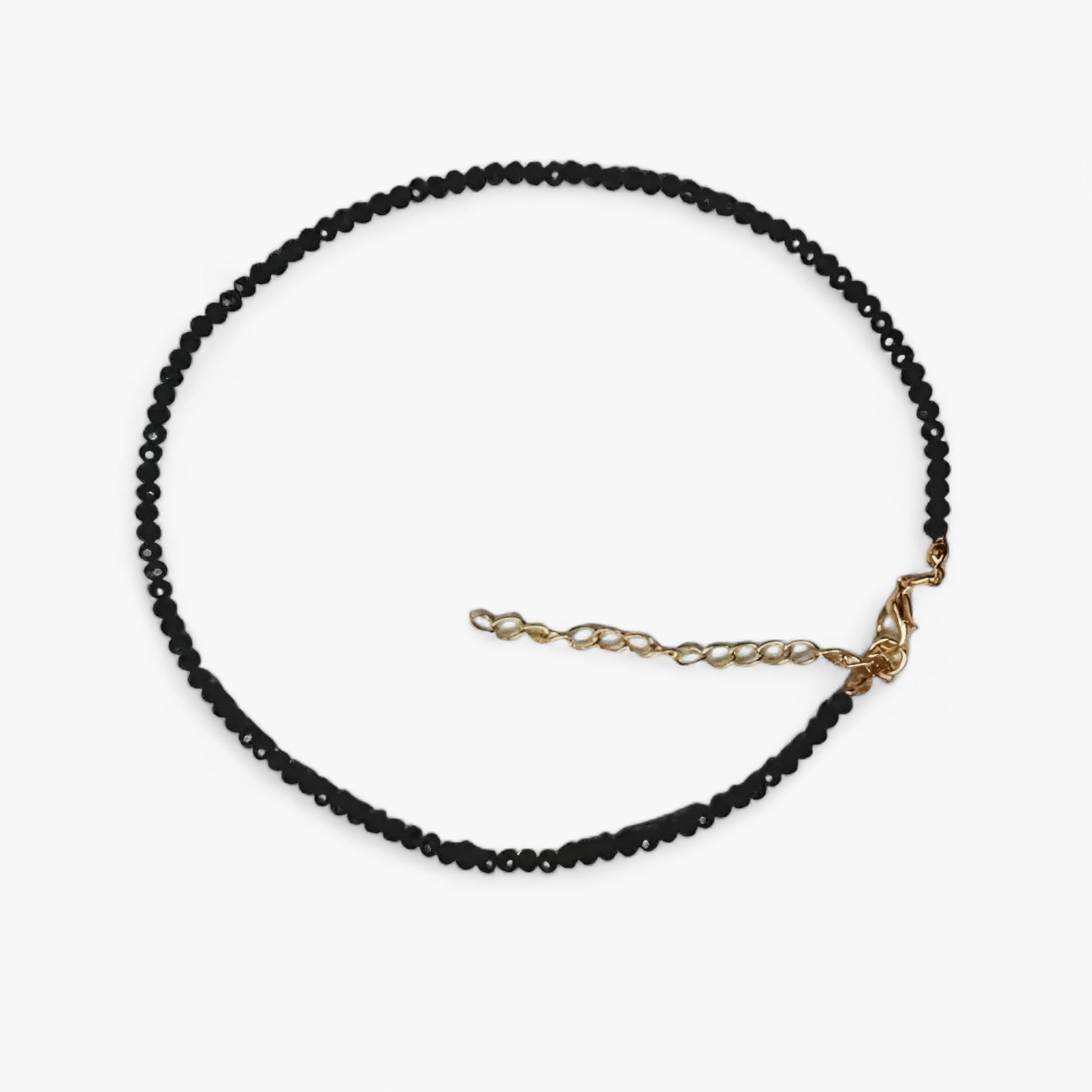 Elara | Choker-Kette mit Eleganten Perlen für modebewusste Frauen