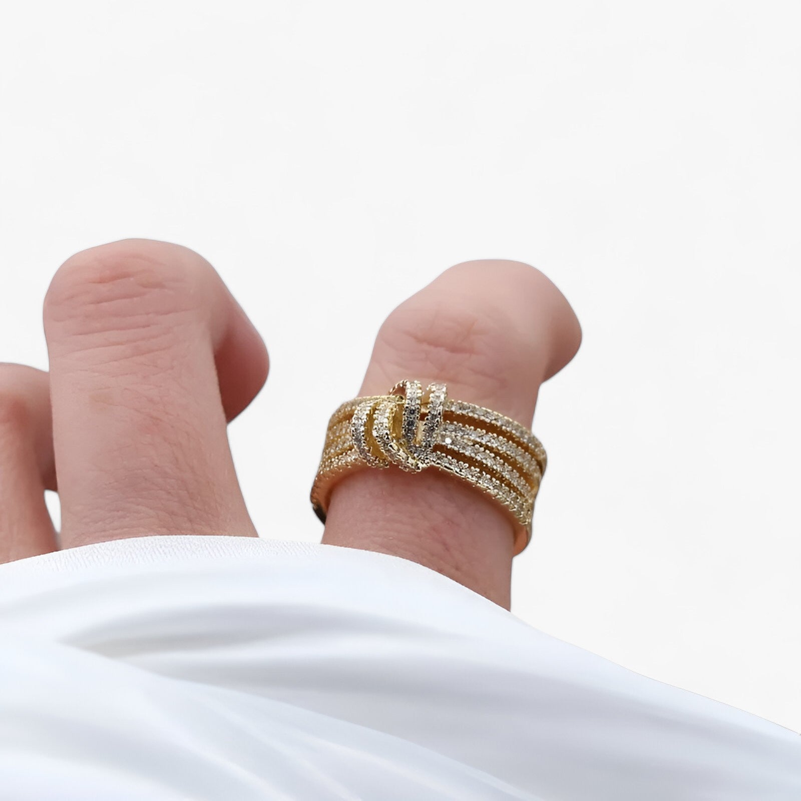 Celestia | Offener Ring mit Funken Zirkonia und Eleganter Gestaltung für Damen